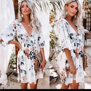 Vici close to you floral dress